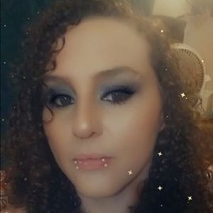 Meet your Posher, Tabatha